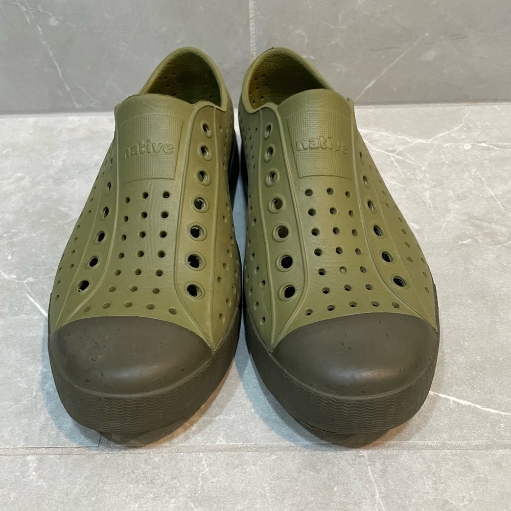 Native Jefferson Rookie Green Slip-On Sneakers Bloom